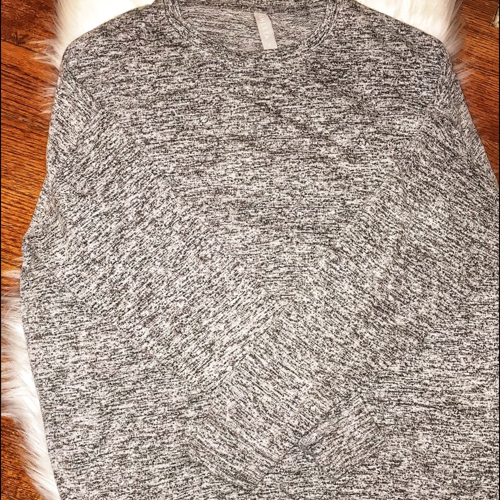 Athleta Long Sleeve Shirt